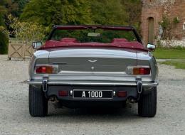 Aston Martin V8 Volante