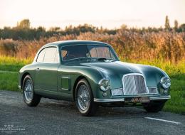 Aston Martin DB 2