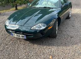 Jaguar XK8 4.0 V8 Coup&eacute;