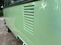 Volkswagen T2 Samba Replica
