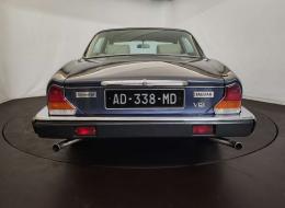 Jaguar Série - XJ 12 serie III Sovereign HE