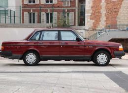 Volvo 240 DL