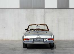 Mercedes-Benz SL 280 Pagode