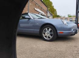 Ford Thunderbird 50 -&egrave;me anniversaire  