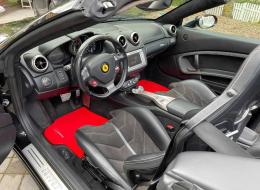Ferrari California 30 490ch Boite F1 r&eacute;vis&eacute;e Si&egrave;ges et volant Carbone