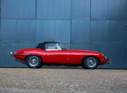 Jaguar Type E FLAT-FLOOR