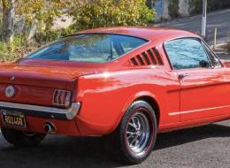 Ford Mustang FASTBACK