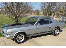 Ford Mustang V8 SPORT