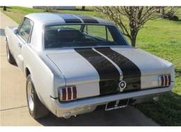 Ford Mustang V8 SPORT