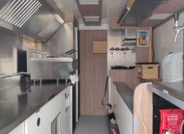 Nissan  Nv400