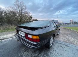 Porsche 924 Turbo 210
