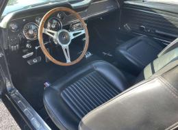 Ford Mustang V8 fastback