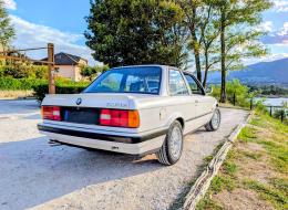 BMW Série 3 318 is