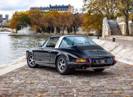 Porsche 911 2,4S Targa