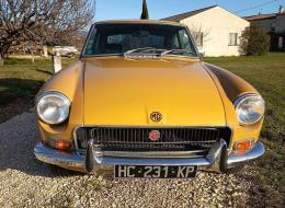 MG B GT