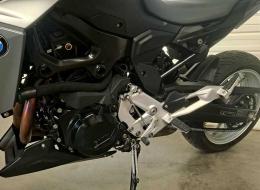 Moto BMW F900R 105cv