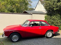 Alfa Roméo Giulia GT 2000 Veloce Bertone
