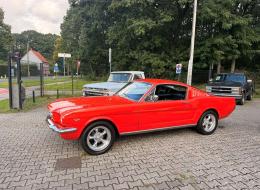 Ford Mustang V8 Fastback