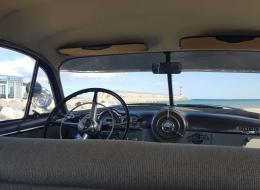 Pontiac Chieftain Sliver streak 