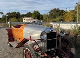 Peugeot 163 S Skiff