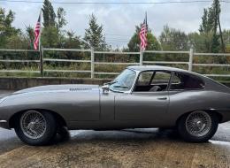 Jaguar Type E S&Eacute;RIE 1 FHC &mdash; 1965