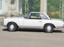 Mercedes-Benz SL 230 Pagode