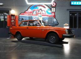 Volvo 242 DL