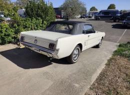Ford Mustang V8 cabriolet