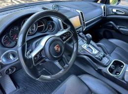 Porsche Cayenne Turbo S 