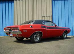 Dodge Challenger