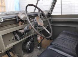 LandRover 88