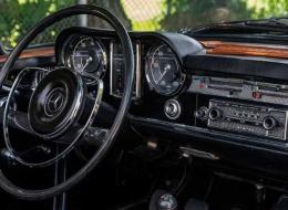Mercedes-Benz SL 230SL PAGODE FULL BLACK