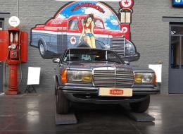 Mercedes-Benz CE 230