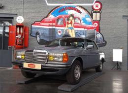 Mercedes-Benz CE 230