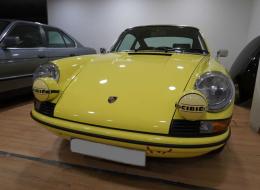 Porsche 911 2.4 L  E