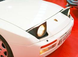 Porsche 944 S2