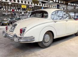 Jaguar MK 2