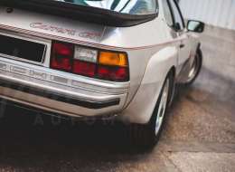 Porsche 924 Carrera GT – Très rare toit ouvrant amovible – 406 exemplaires