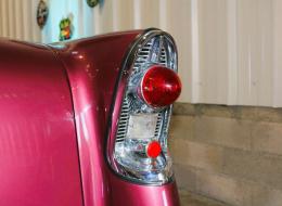 Chevrolet 210 V8